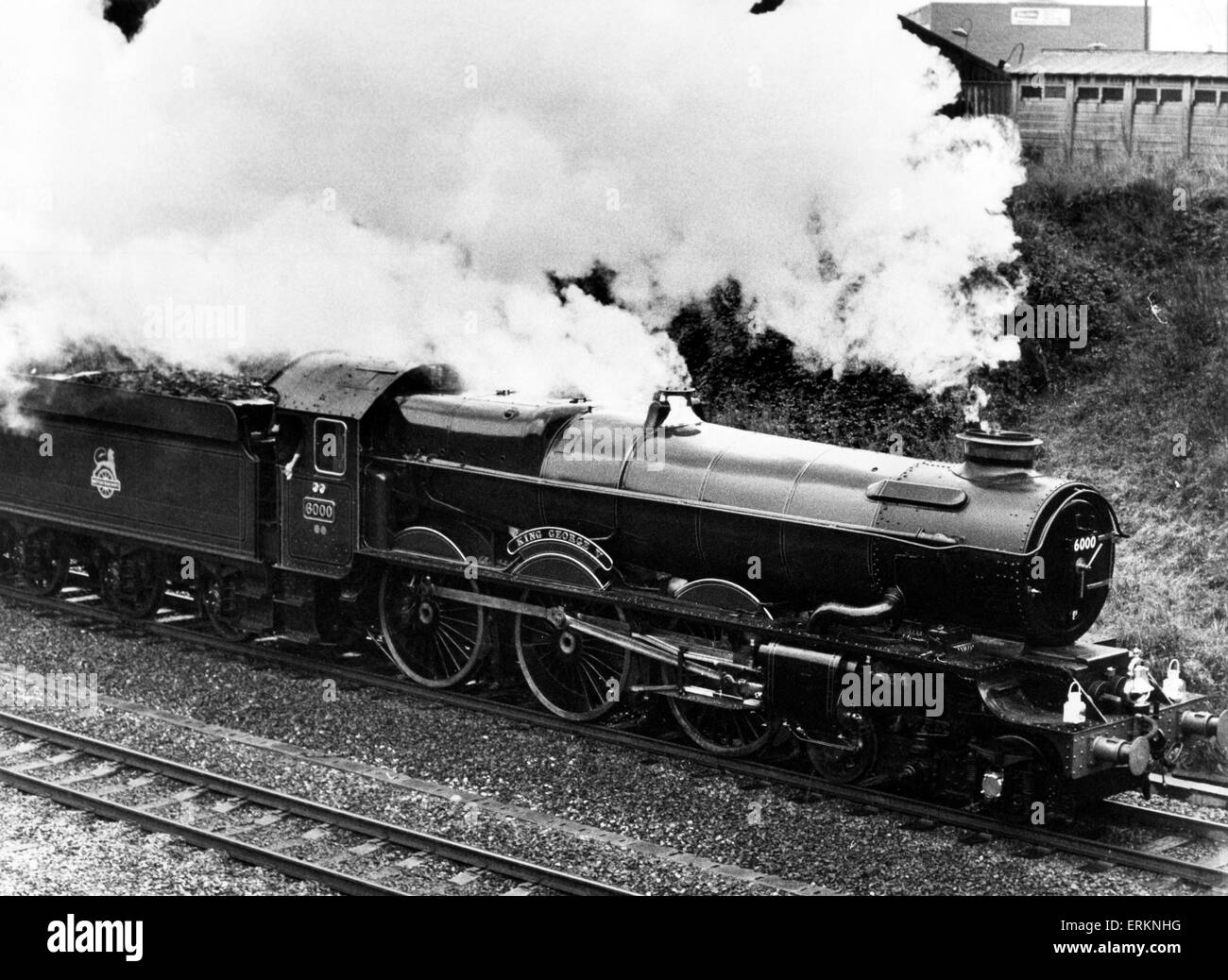 Great Western Railway (GWR) 6000 Klasse König George V Dampflok, Oktober 1971. Stockfoto