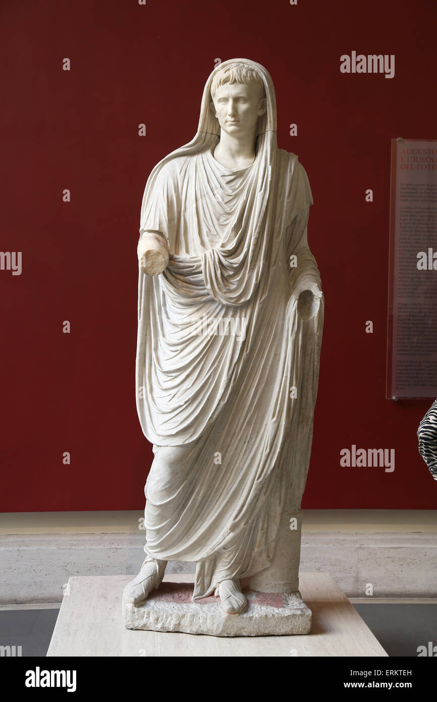 Via Labicana Augustus. Skulptur des römischen Kaisers Augustus (63BC-14AD) als Pontifex Maximus. 12BC. Nationales Museum von Rom. Stockfoto