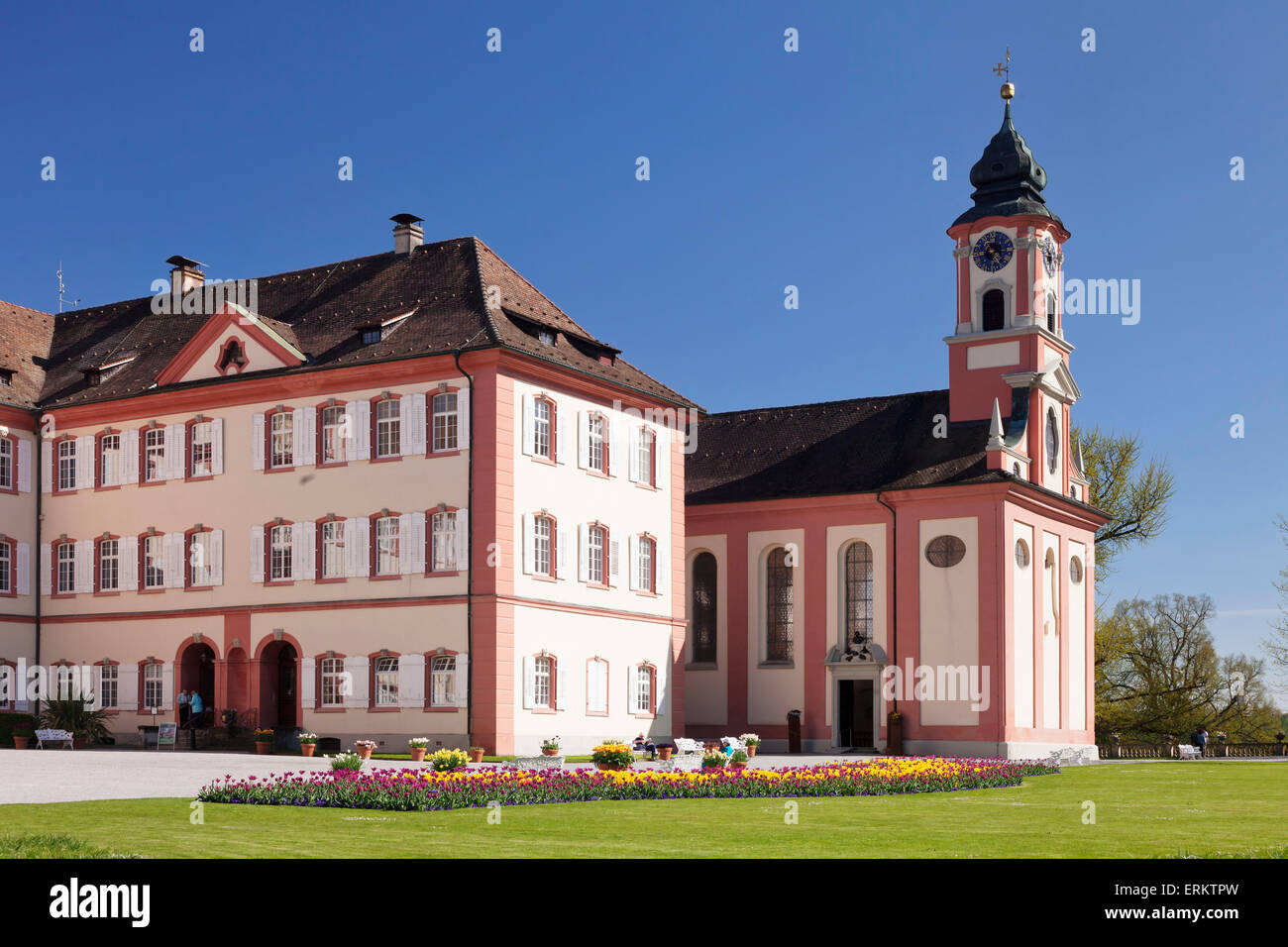 Deutschordensschloss Schloss und Kirche, Insel Mainau, im Frühling, am Bodensee, Baden-Württemberg, Deutschland, Europa Stockfoto