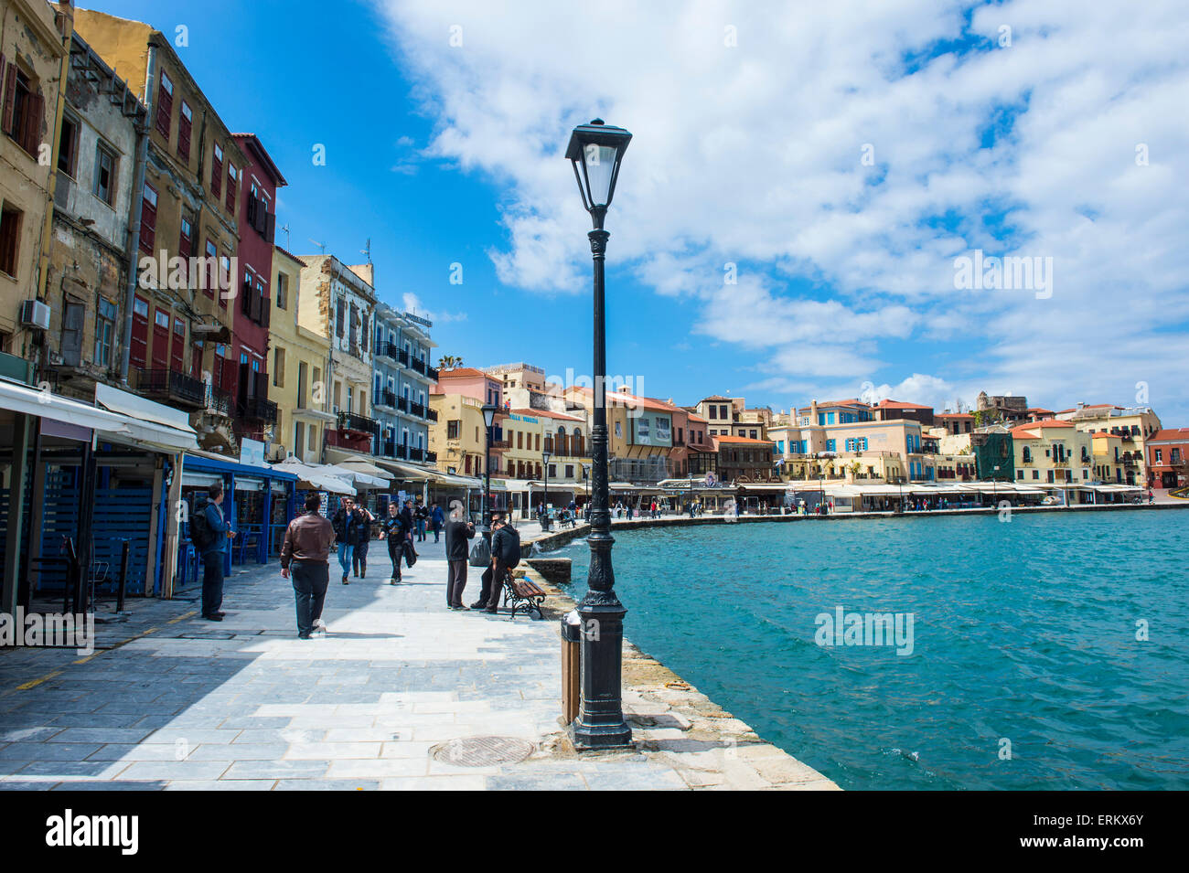 Blick auf den venezianischen Hafen von Chania, Kreta, griechische Inseln, Griechenland, Europa Stockfoto