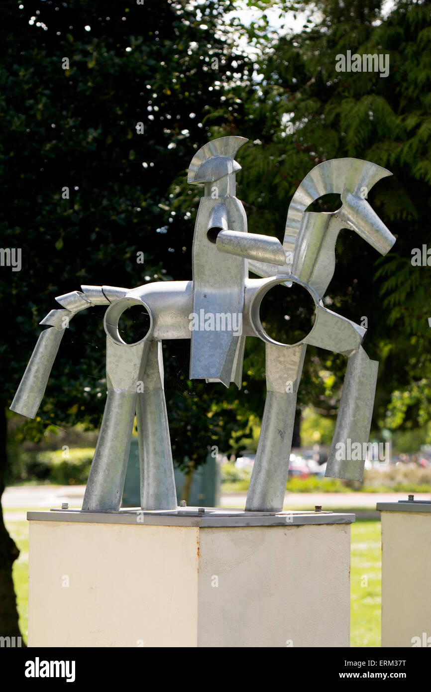 25-jähriges Jubiläum Skulptur, Grove House Gardens, Dunstable, Bedfordshire, England, UK Stockfoto