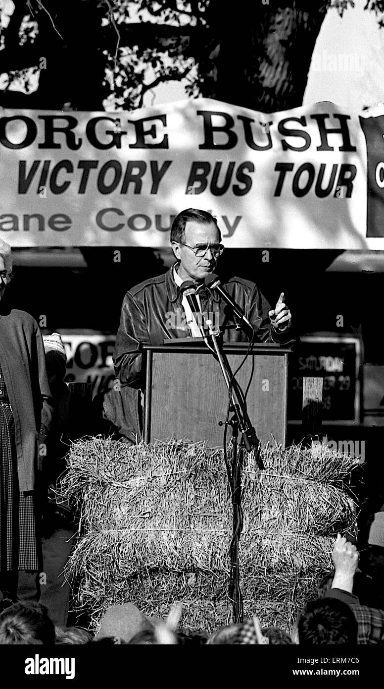 St. Charles, Illinois, USA 29. Oktober 1988 Vizepräsident George h. w. Bush Sieg Bus Tour Credit: Mark Reinstein Stockfoto