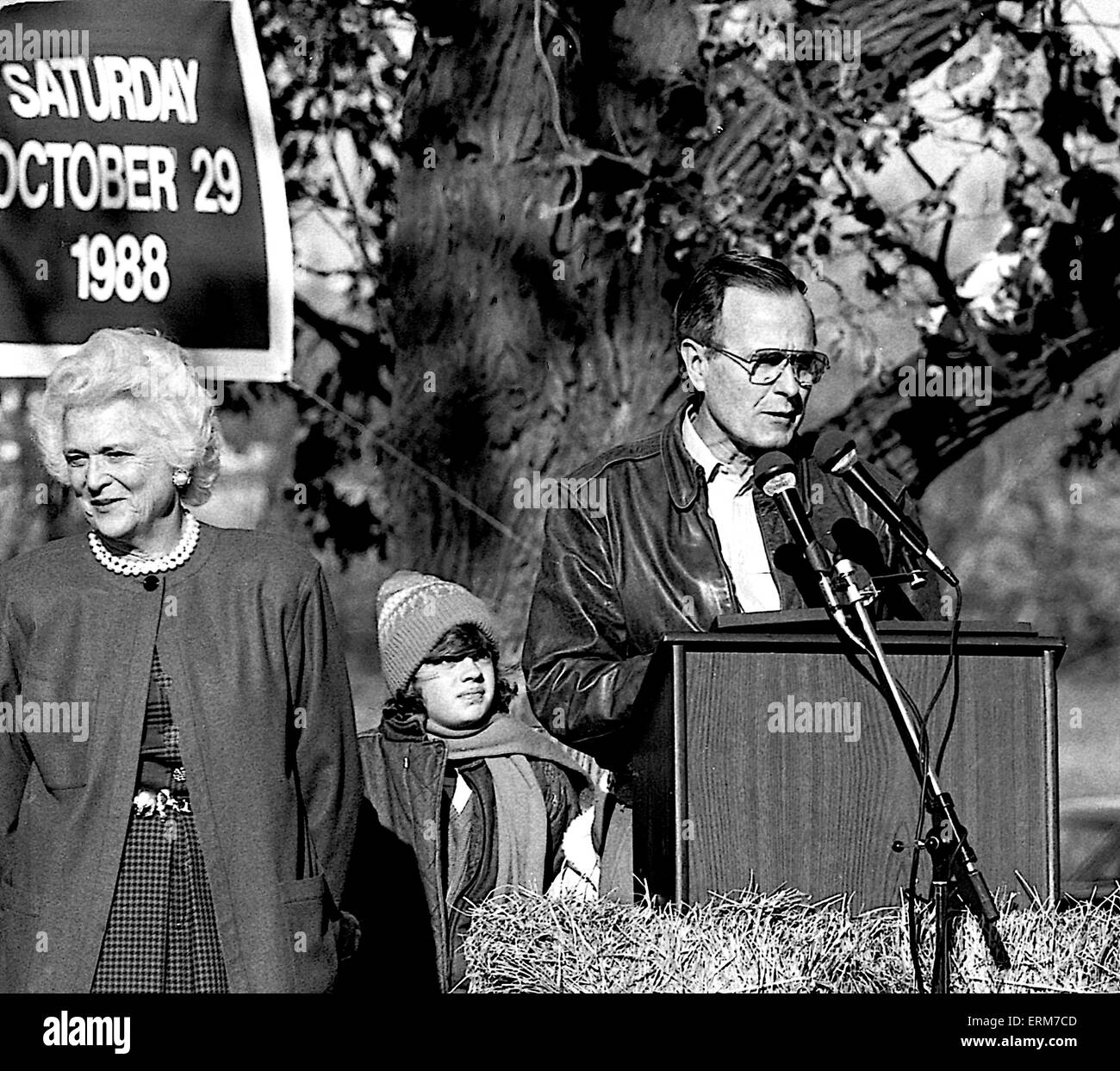 St. Charles, Illinois, USA 29. Oktober 1988 Vizepräsident George h. w. Bush Sieg Bus Tour Credit: Mark Reinstein Stockfoto