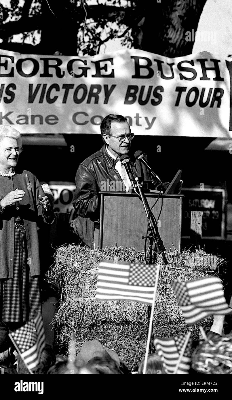 St. Charles, Illinois, USA 29. Oktober 1988 Vizepräsident George h. w. Bush Sieg Bus Tour Credit: Mark Reinstein Stockfoto