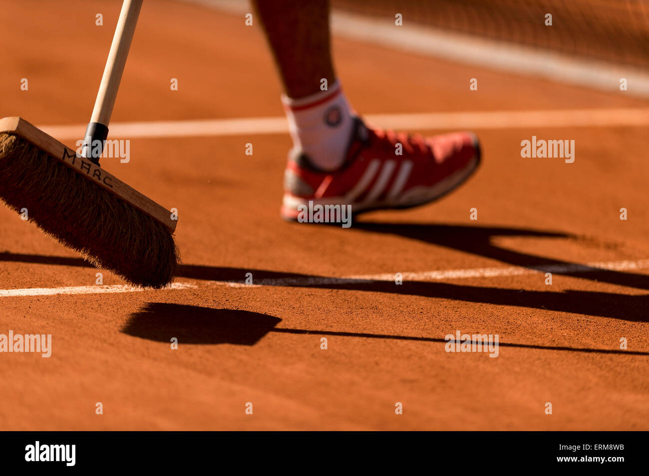 Paris, Frankreich. 4. Juni 2015. Roland Garros French Open. Serena Williams USA in Aktion während ihres Spieltag Dameneinzel gegen Timea Bacsinszky der Schweiz auf zwölf der 2015 französische Open 2015 in Paris, Frankreich. Williams gewann das Spiel 4-6 6-3 6-0, ins Finale zu bewegen. © Aktion Plus Sport/Alamy Live-Nachrichten Stockfoto