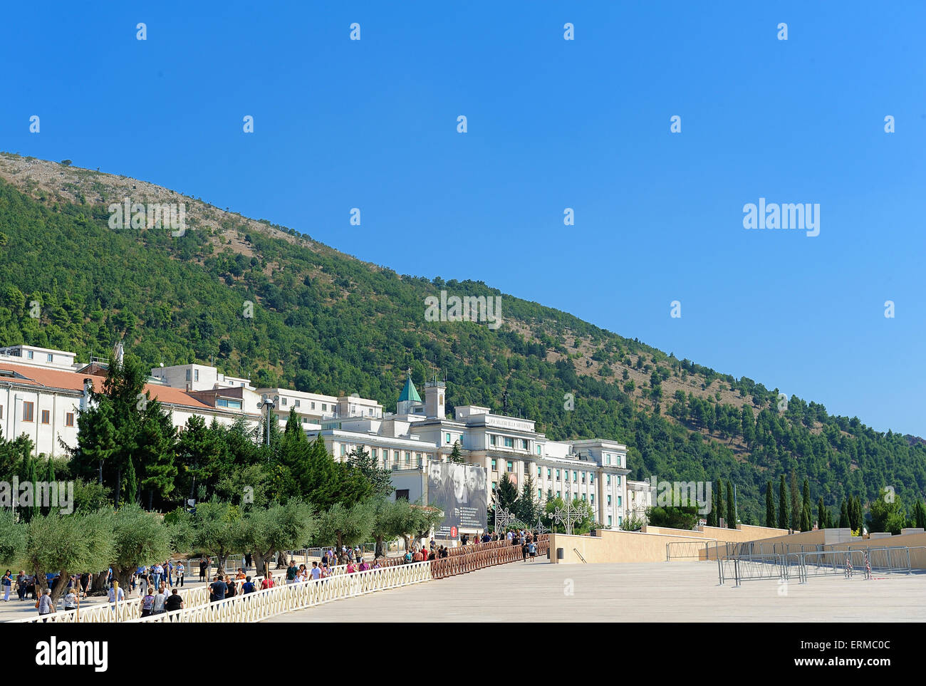 Apulien San Giovanni Rotondo die Wallfahrtskirche S. Pius - Home Sollievo della Sofferenza Stockfoto