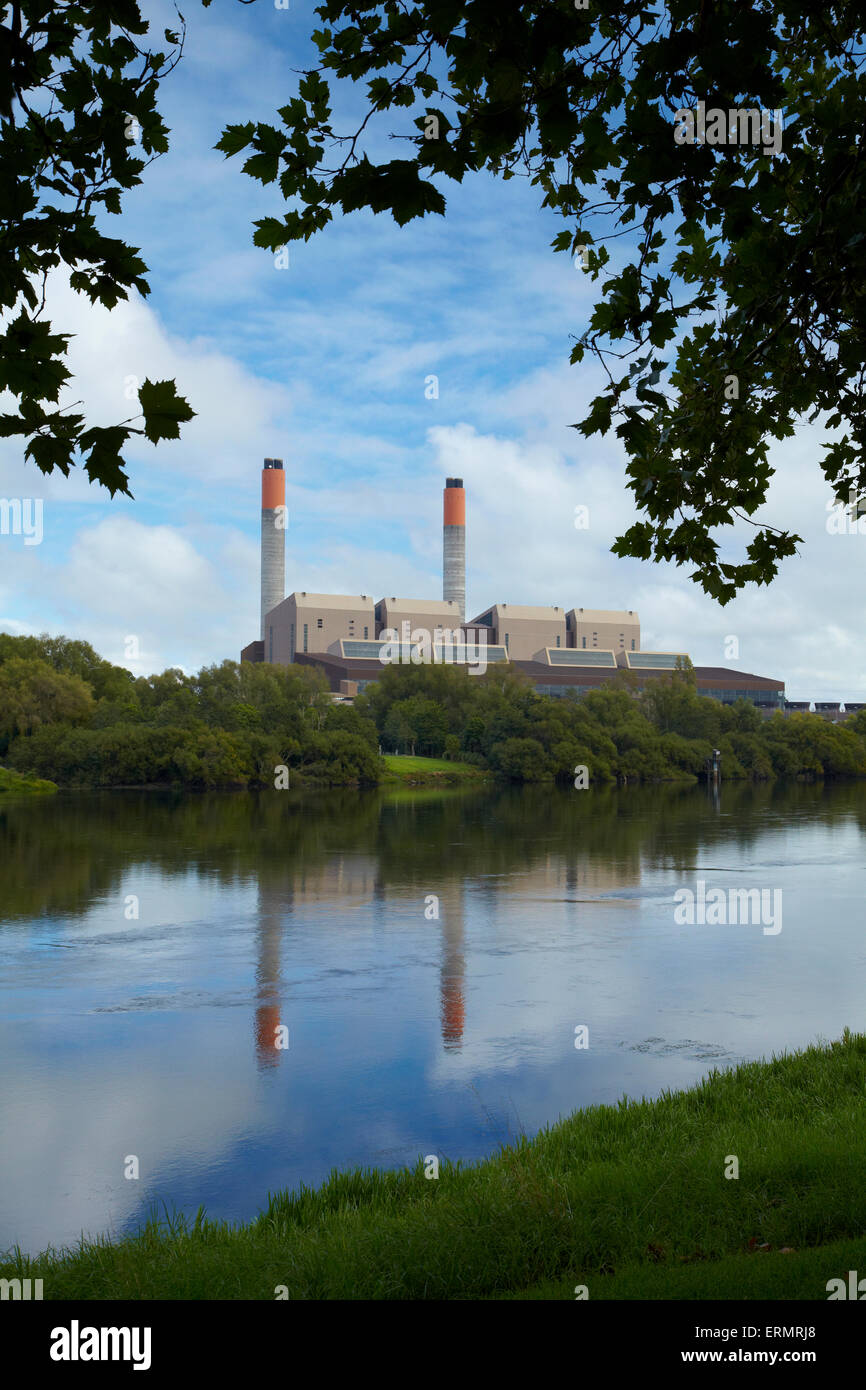 Huntly Kraftwerk und Waikato River, Waikato, Nordinsel, Neuseeland Stockfoto