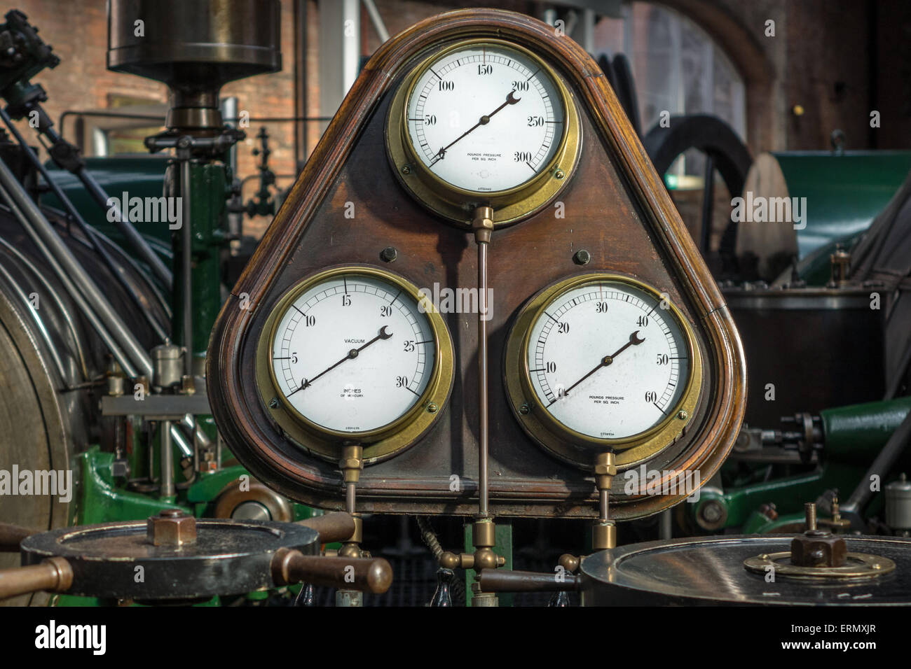 Alte Wasserdruckmesser In Nahansicht. Lizenzfreie Fotos, Bilder