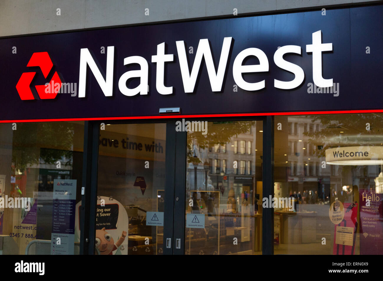 NatWest Niederlassung in Paternoster Square in London Stockfoto