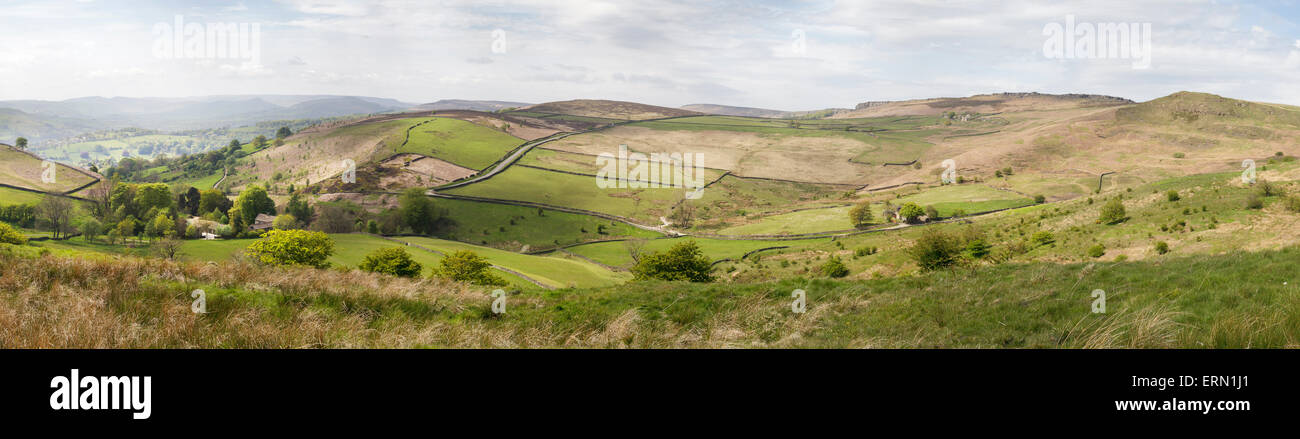 Blick über Hope Valley, The Dale und Stanage Edge, Derbyshire, England Stockfoto