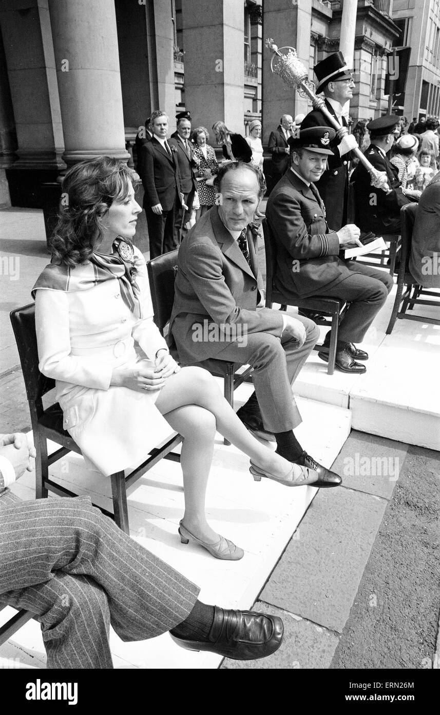 Lord Mayor es Show, Birmingham, Samstag, 26. Mai 1973. Float-Richter. Henry Cooper. Stockfoto