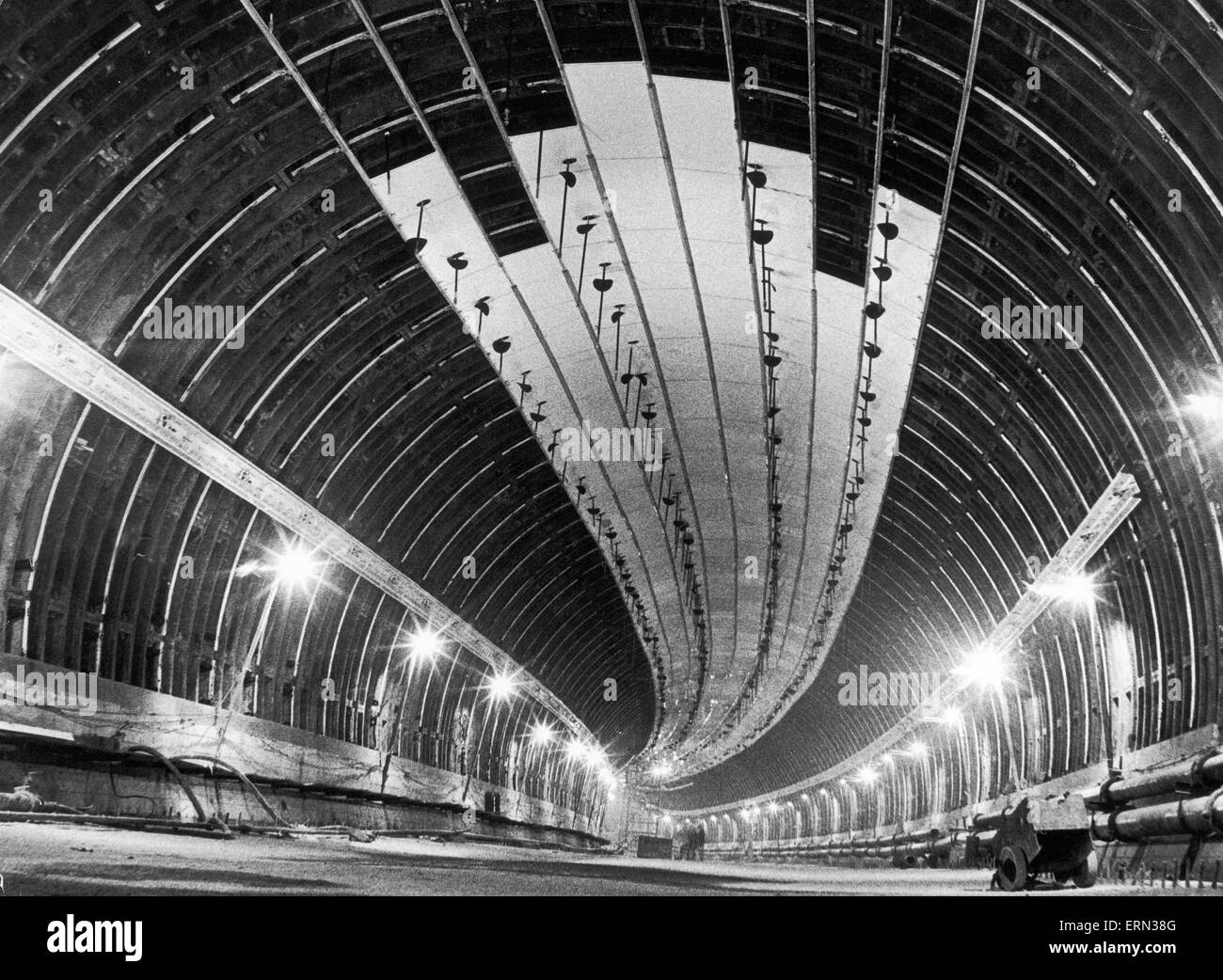 Die erste der Clyde Tunnel kurz vor dem Abschluss.  November 1962. Stockfoto