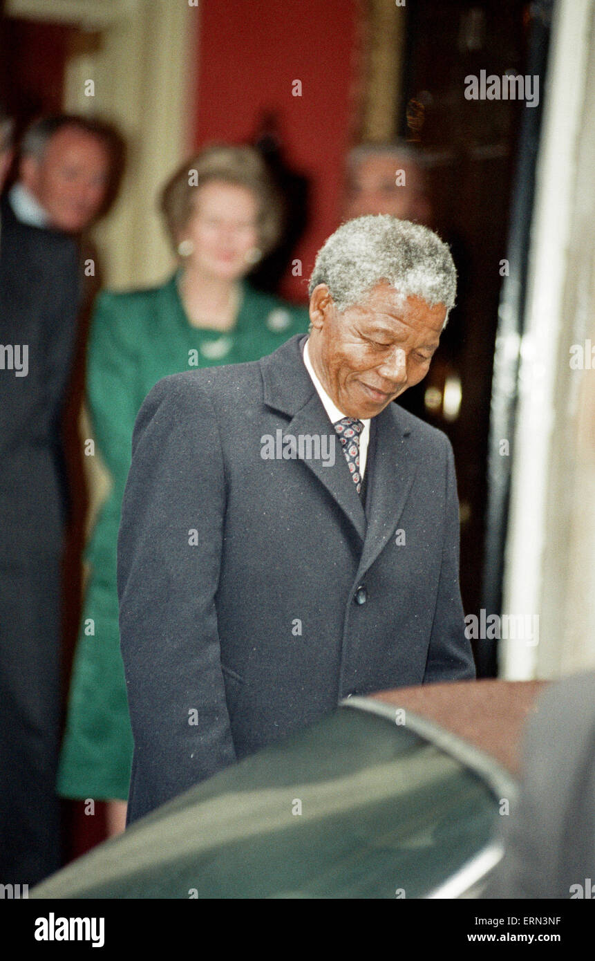 Nelson Mandela trifft Margret Thatcher im Nr. 10 Downing Street. 4. Juli 1990 Stockfoto
