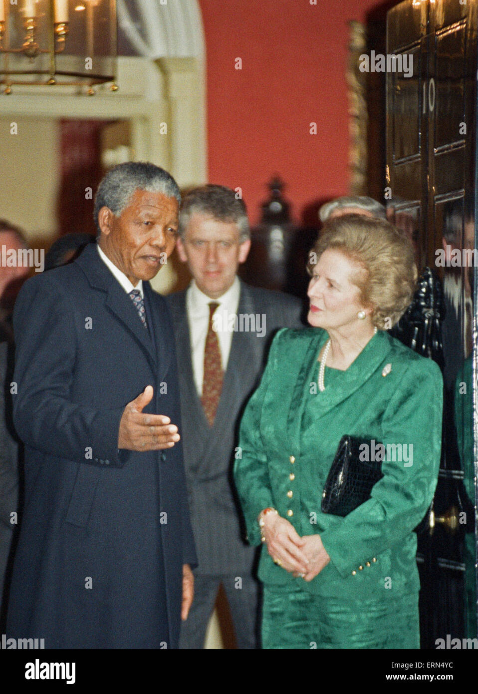 Nelson Mandela trifft Margret Thatcher im Nr. 10 Downing Street. 4. Juli 1990 Stockfoto