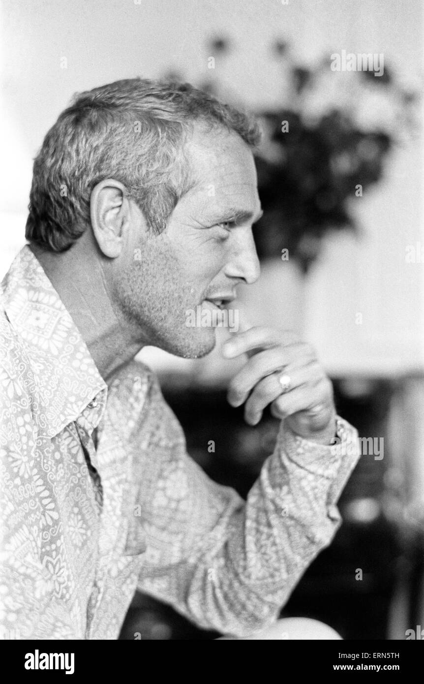 Paul Newman, Schauspieler, Bild in seiner Hotelsuite, London, 11. August 1971. Donald Zec Interview. Stockfoto