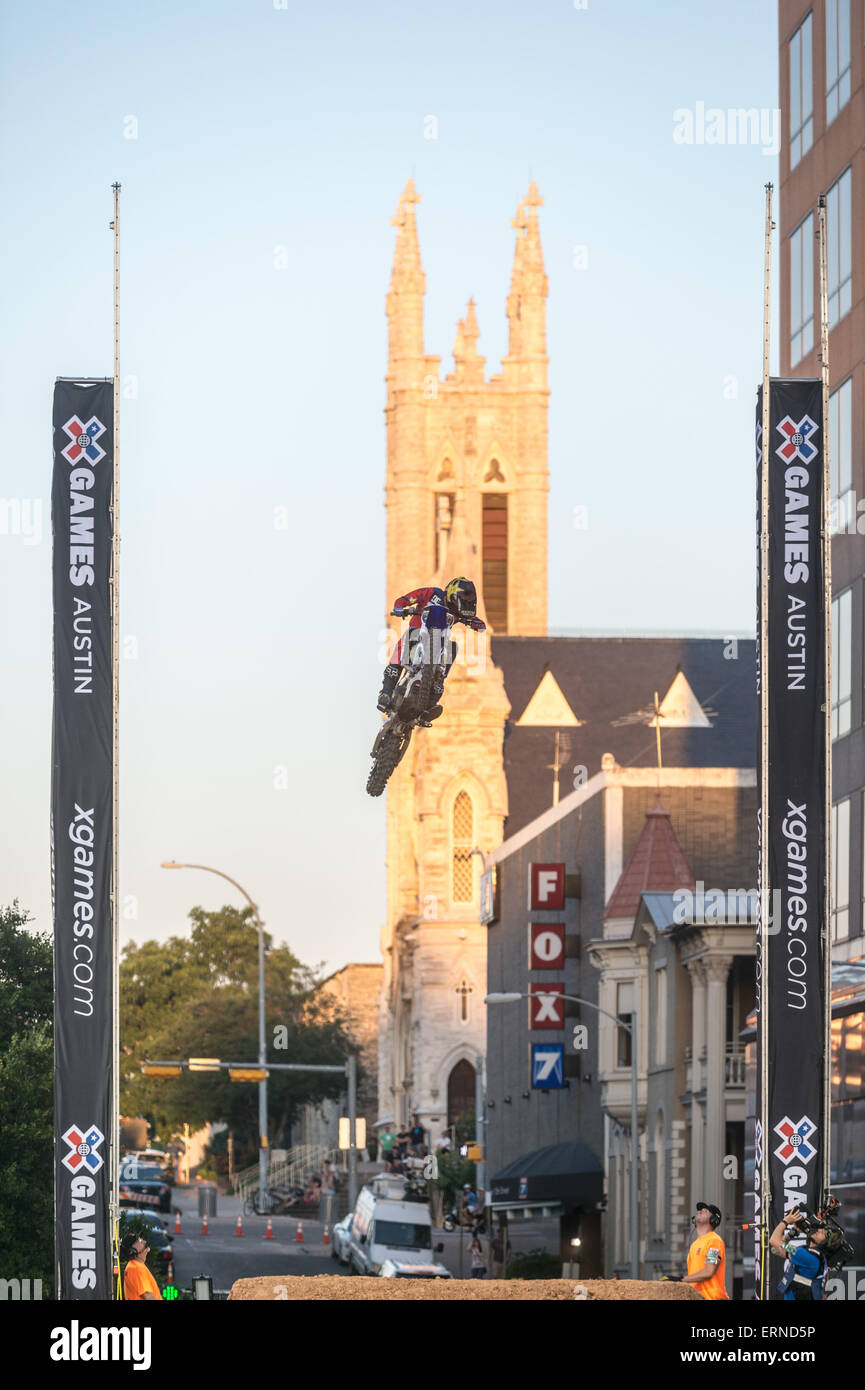 Austin, Texas, USA. 4. Juni 2015. X Games 2015 Moto X Step Up Finals in Austin, Texas, USA-Credit: J. Dennis Thomas / Alamy Live News Stockfoto