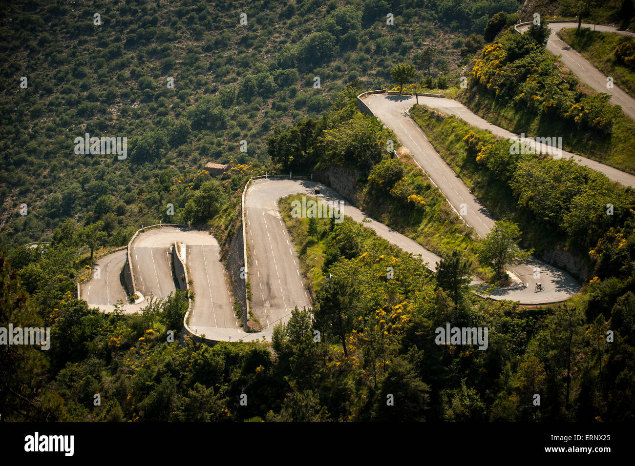 Der Col du Braus Toren Nizza in Frankreich ist ein klassischer Radfahrer Aufstieg Stockfoto