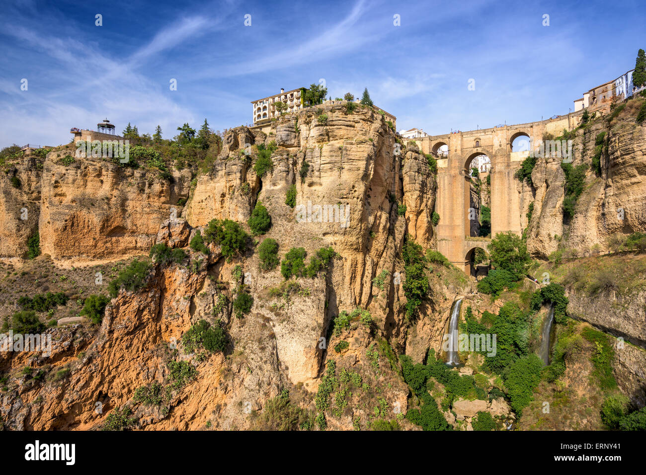 Ronda, Spanien an der Brücke Puente Nuevo. Stockfoto