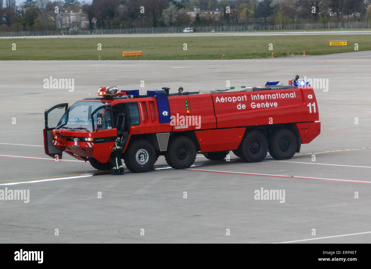 Feuer LKW oder Schaum zart, Genf Flughafen Stockfoto