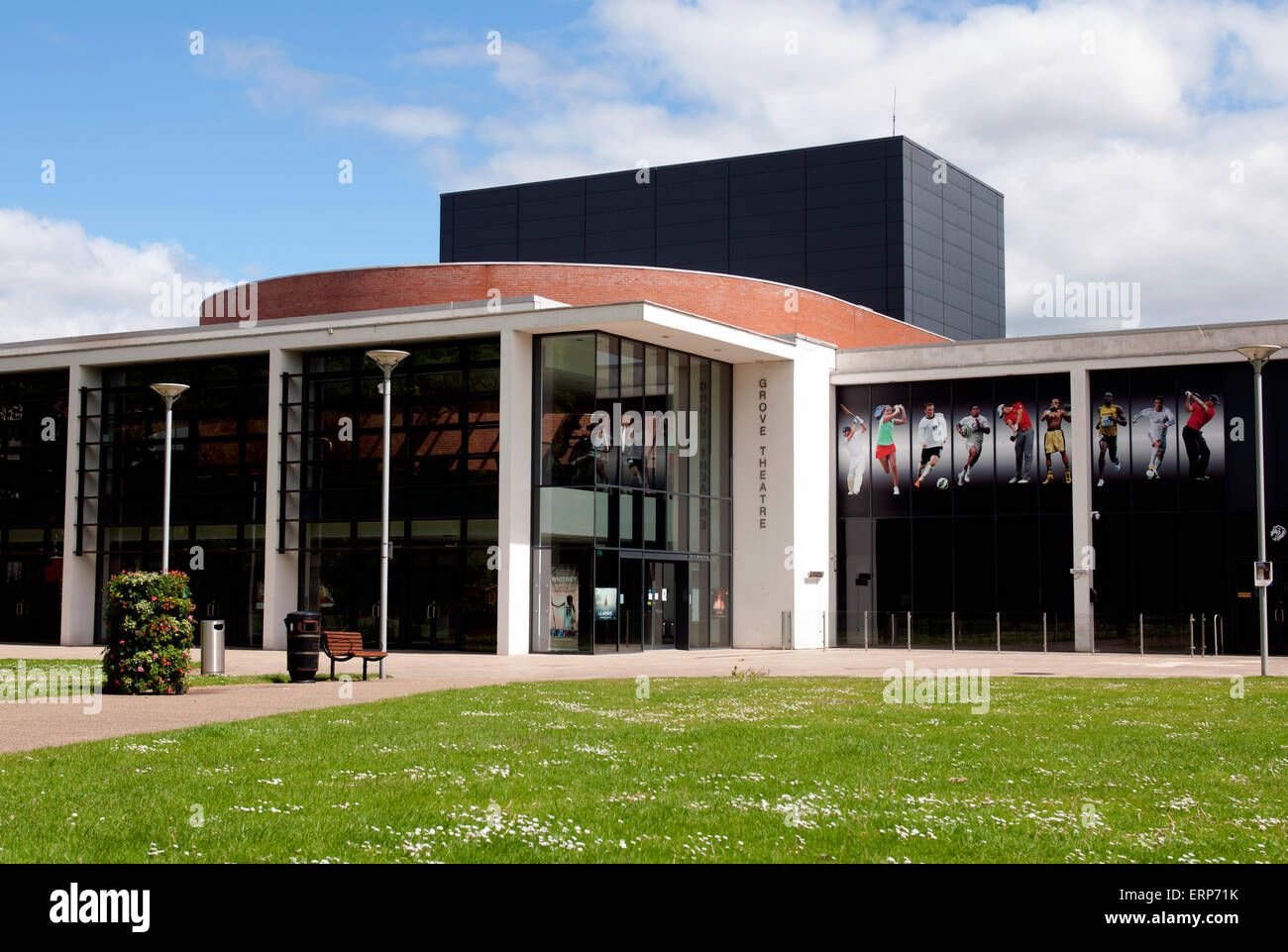 Grove Theater, Dunstable, Bedfordshire, England, Vereinigtes Königreich Stockfoto