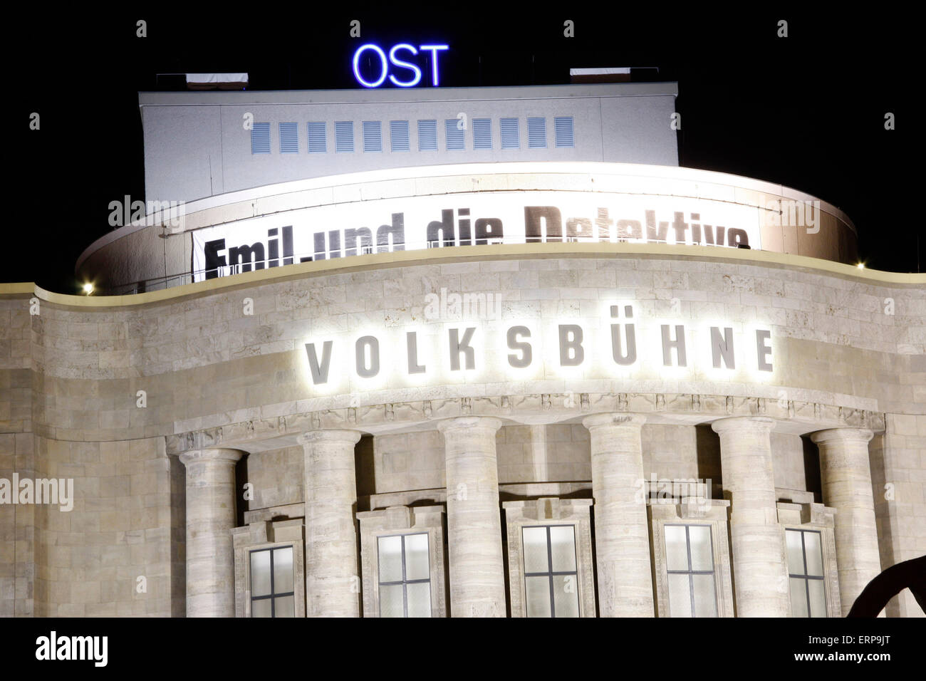 Mai 2008 - BERLIN: die Volksbühne, Rosa-Luxemburg-Platz, Berlin-Mitte. Stockfoto