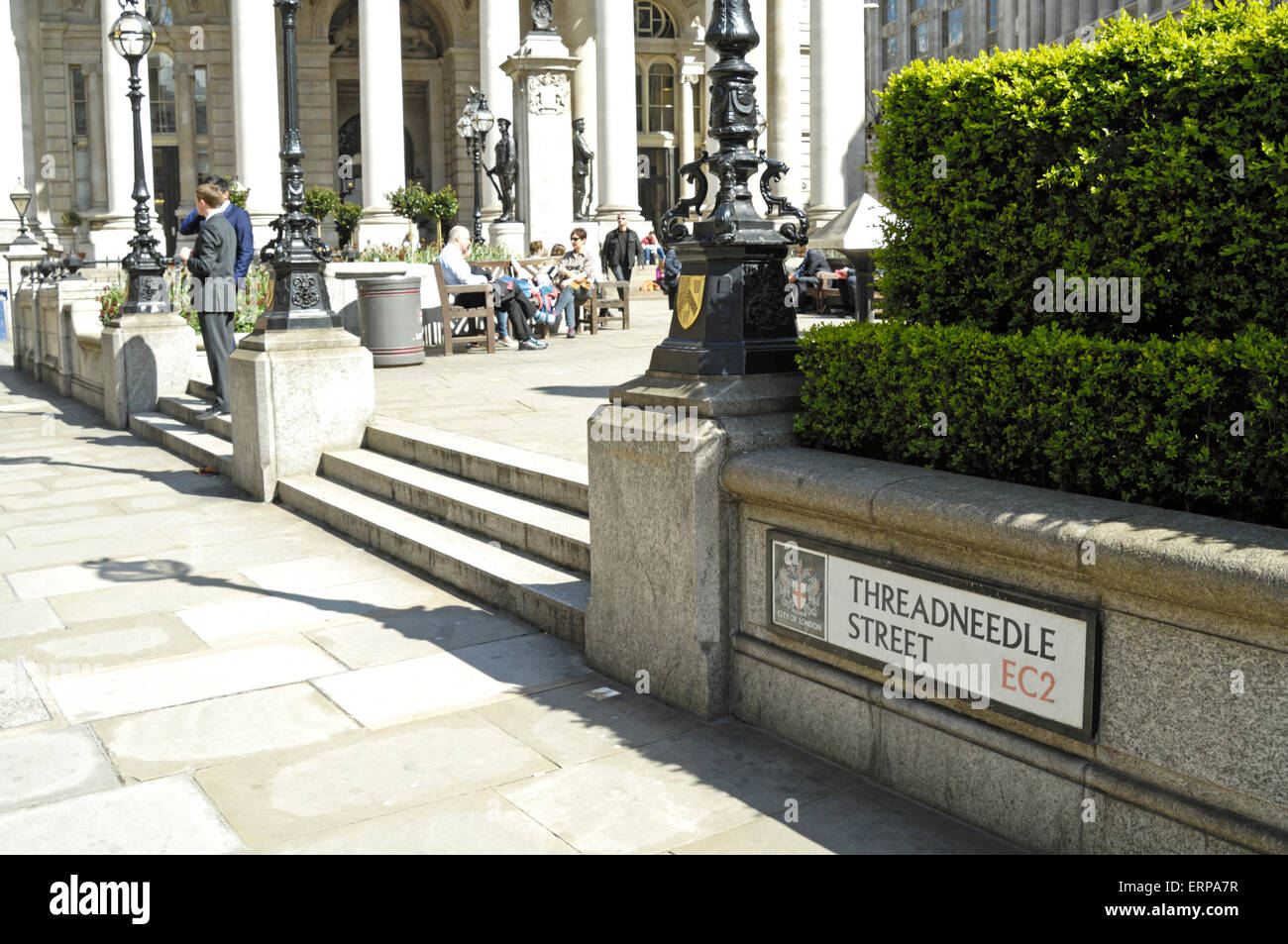 Zeichen in der Threadneedle Street, London Stockfoto