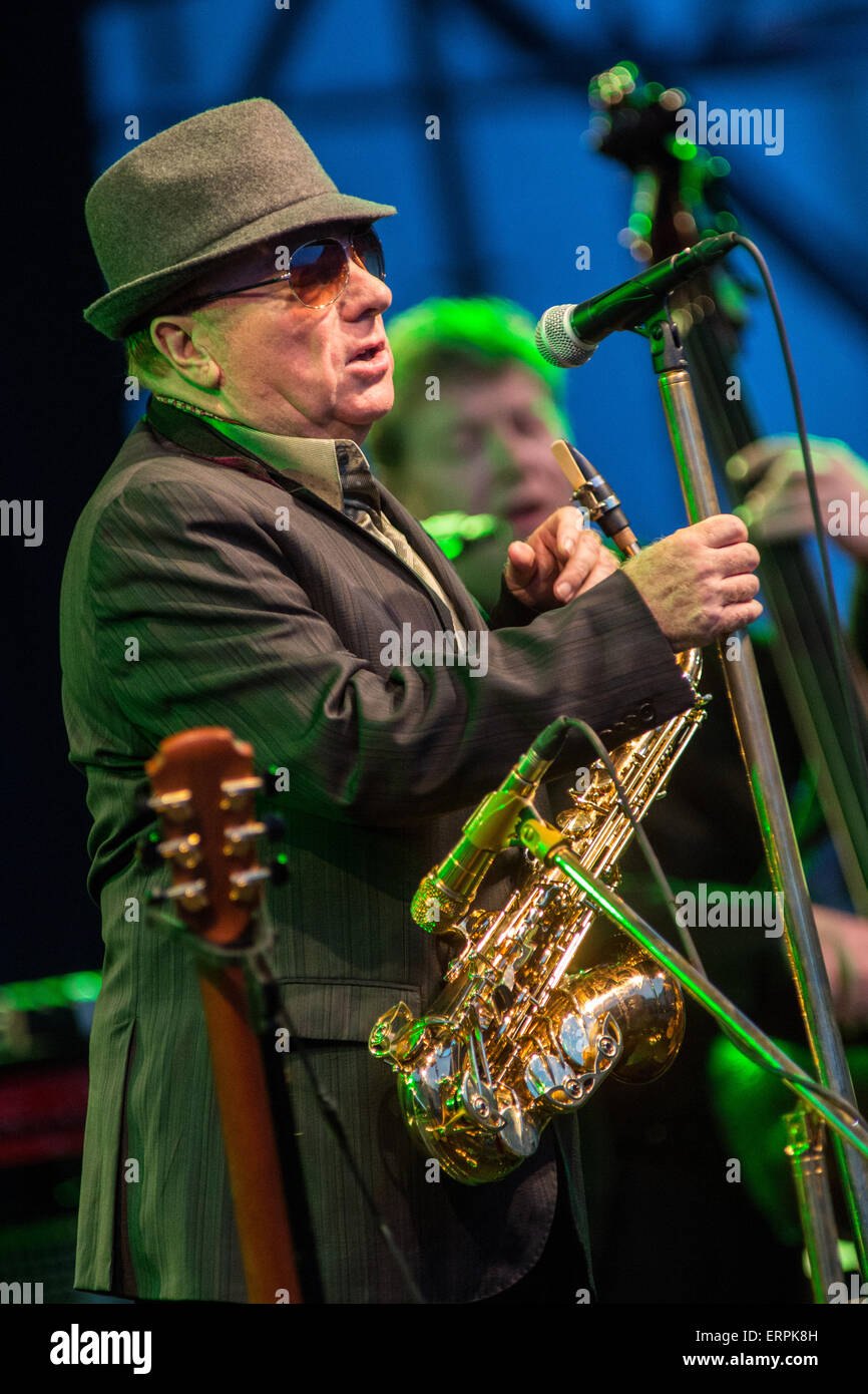Brescia, Italien. 6. Juni 2015. Die nördlichen irischen Singer-Songwriter und Musiker VAN MORRISON tritt in Piazza Della Loggia Stockfoto