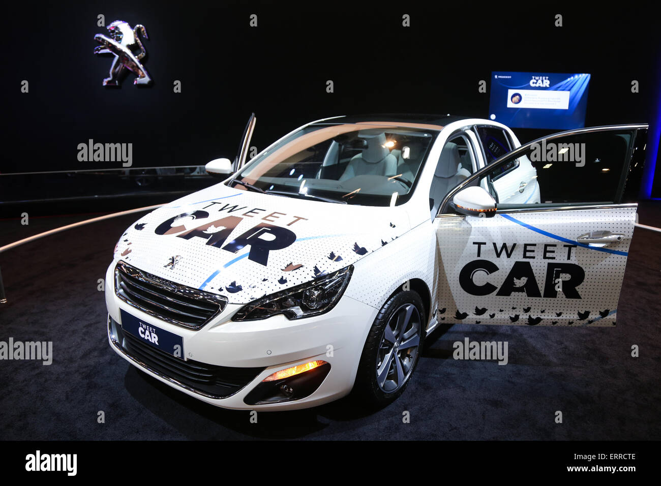ISTANBUL, Türkei - 21. Mai 2015: Peugeot 208 Tweet Mietwagen in Istanbul Autoshow 2015 Stockfoto