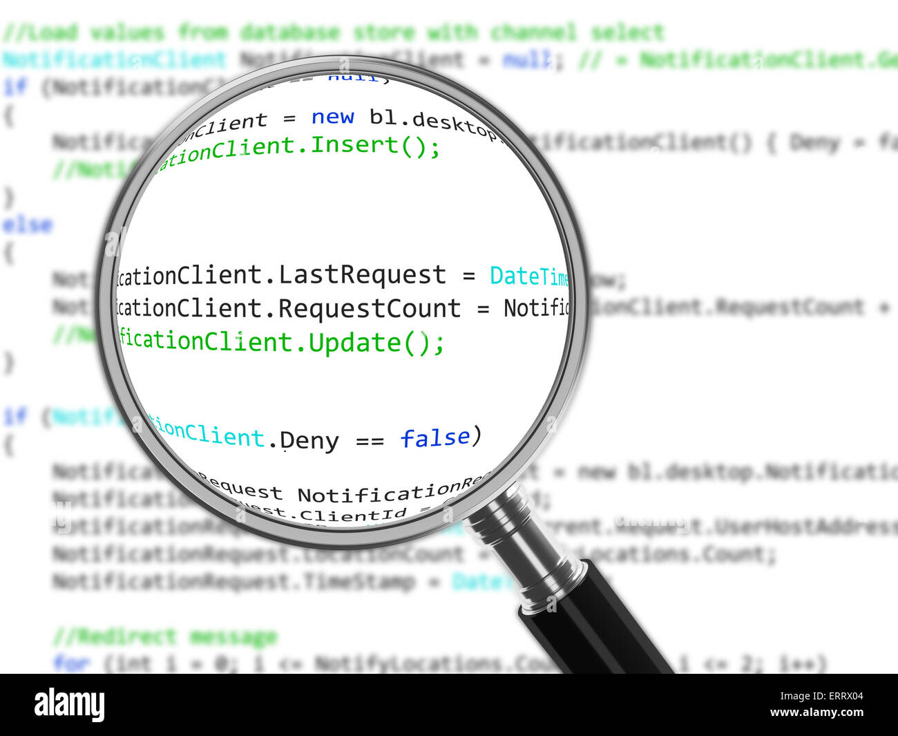 Lupe fokussiert auf Source-code Stockfoto