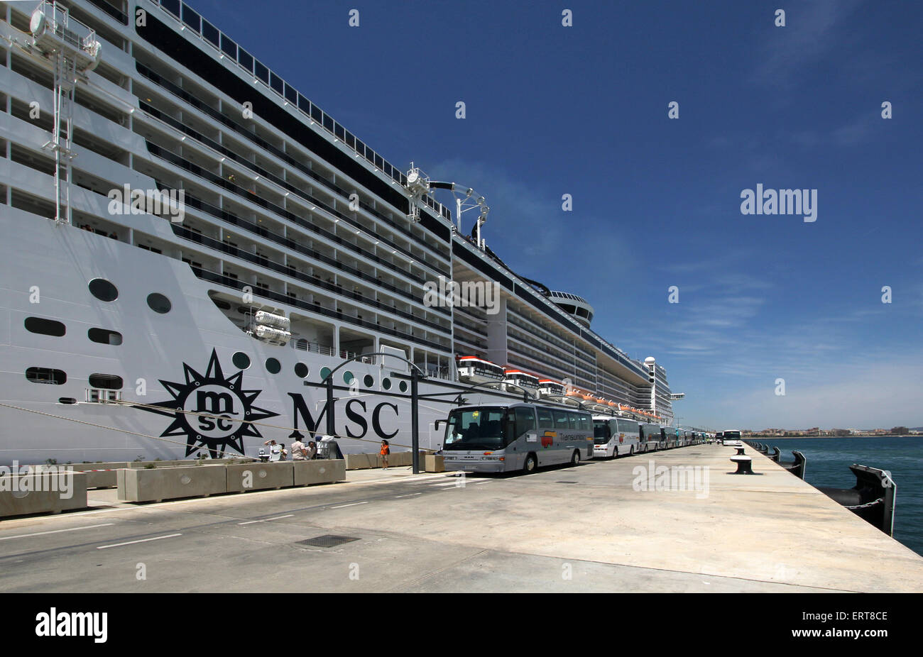MSC Kreuzfahrten Kreuzfahrt Schiff "MSC PREZIOSA" (333,3 m) - Ankunft am Liegeplatz am frühen Nachmittag in Port - Palma De Mallorca. Stockfoto