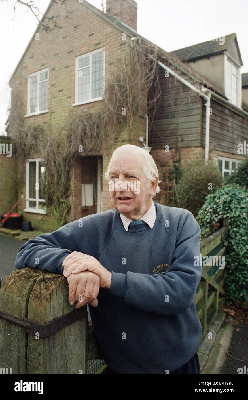 Battle of Britain-Veteran Brian Smith in seiner Hütte in der Nähe von Evesham nach Hause. 2. Februar 1994. Stockfoto