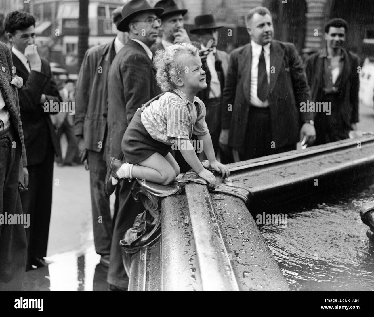 Eros, Statue, Piccadilly, London, 31. Juli 1950. Stockfoto