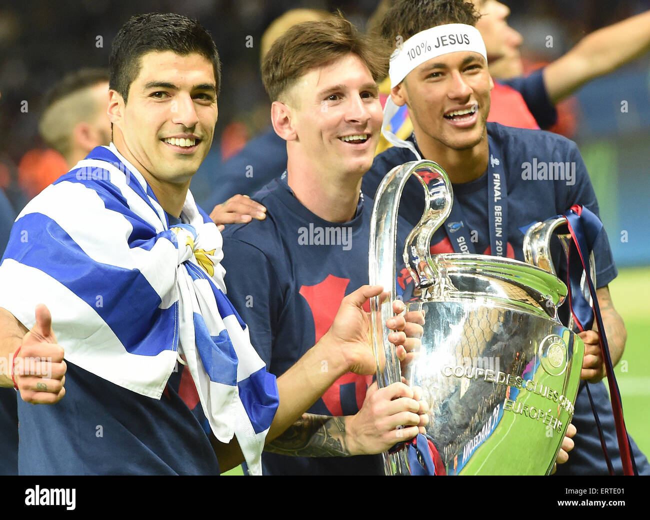 messi-neymar-fotos-und-bildmaterial-in-hoher-aufl-sung-alamy
