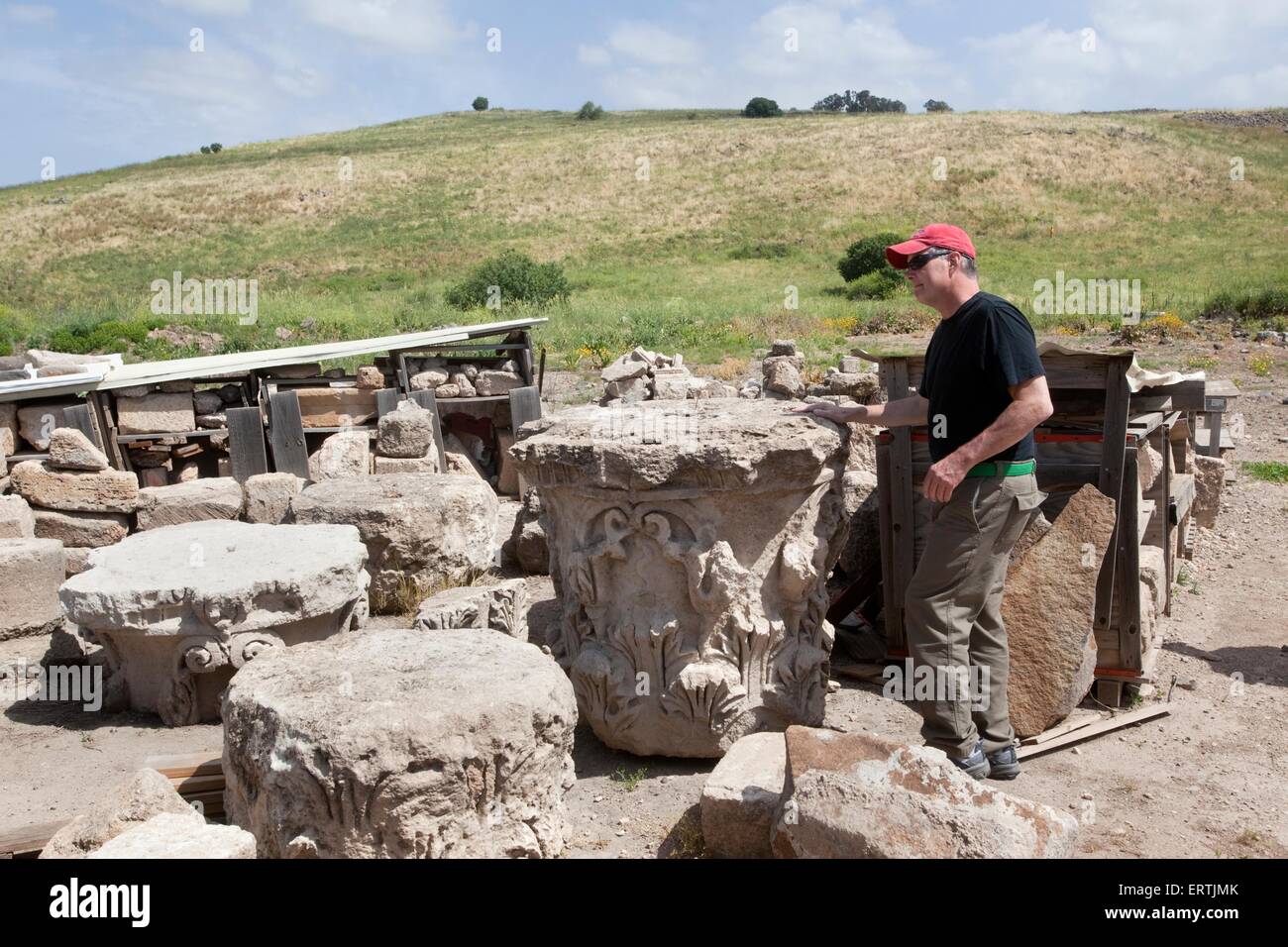 Professor J. Andrew Overman Macalester College am historischen Ort Omrit, Israel Stockfoto