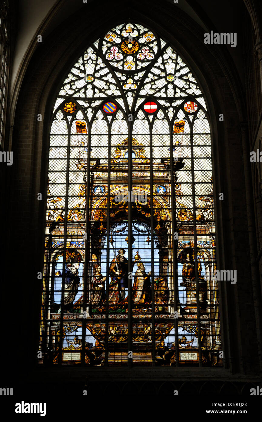 Belgien, Brüssel, Kathedrale, Buntglasfenster Stockfoto