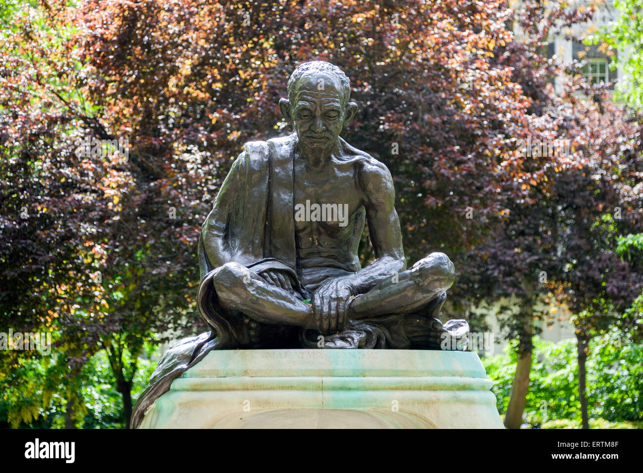 Mahatma Gandhi-Skulptur in Travistock Square, London Stockfoto