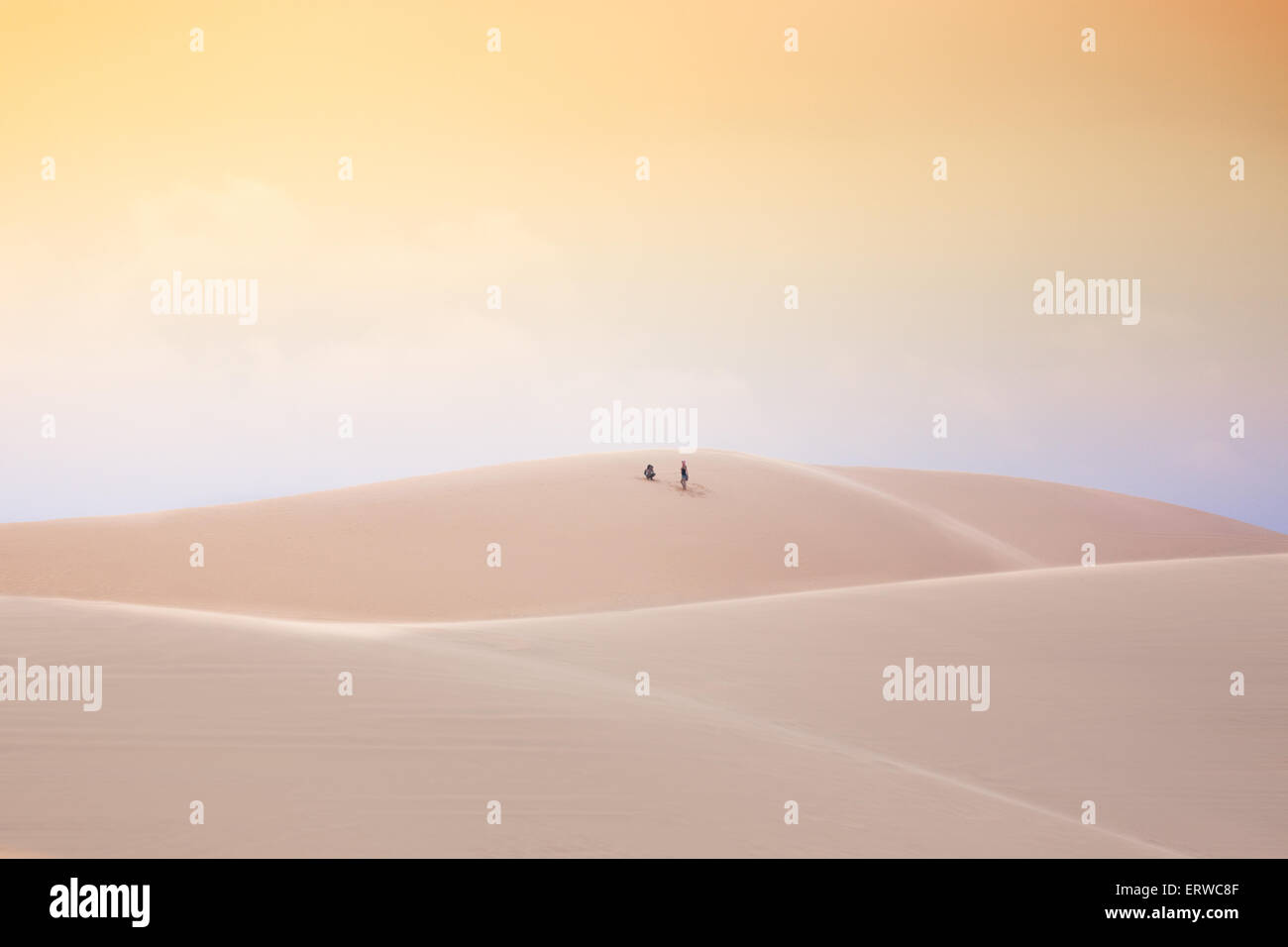 In der Wüste, weißen Sanddünen, Mui Ne, Vietnam Stockfoto