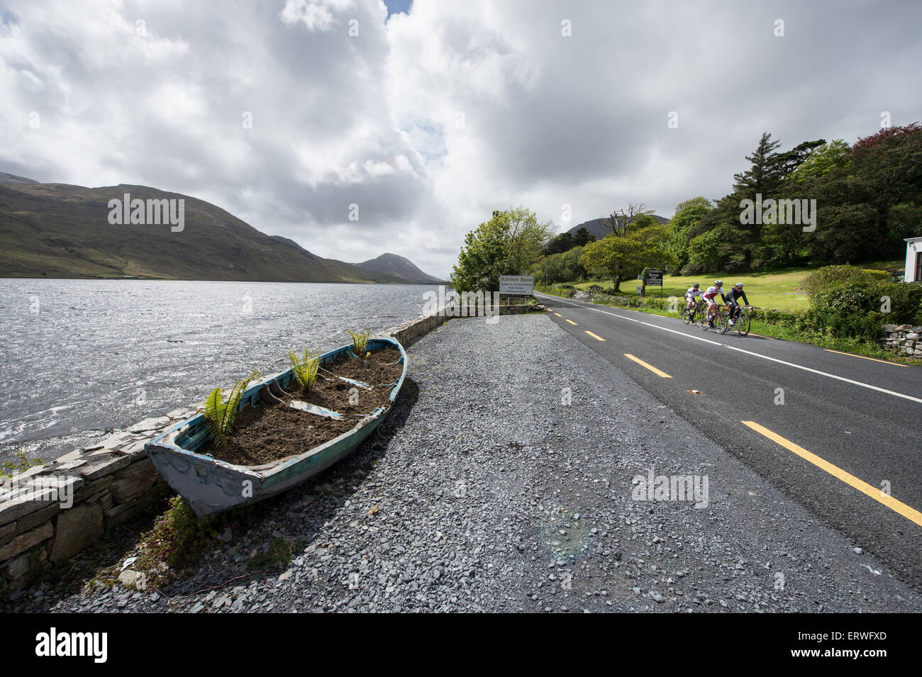 Radfahren in der Region Connemara National Park von Galway, Irland Stockfoto