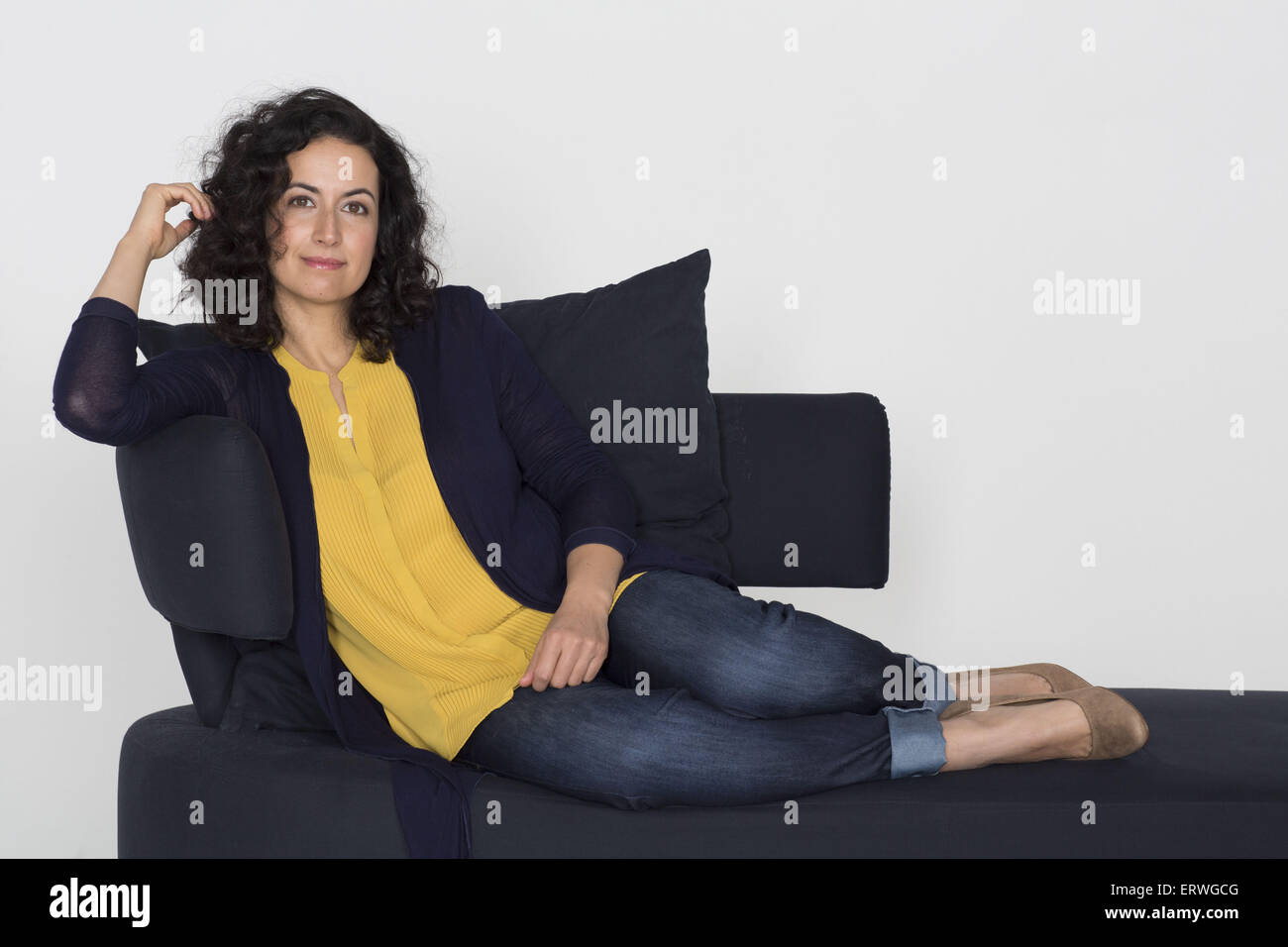 filme und serien von sanam afrashteh