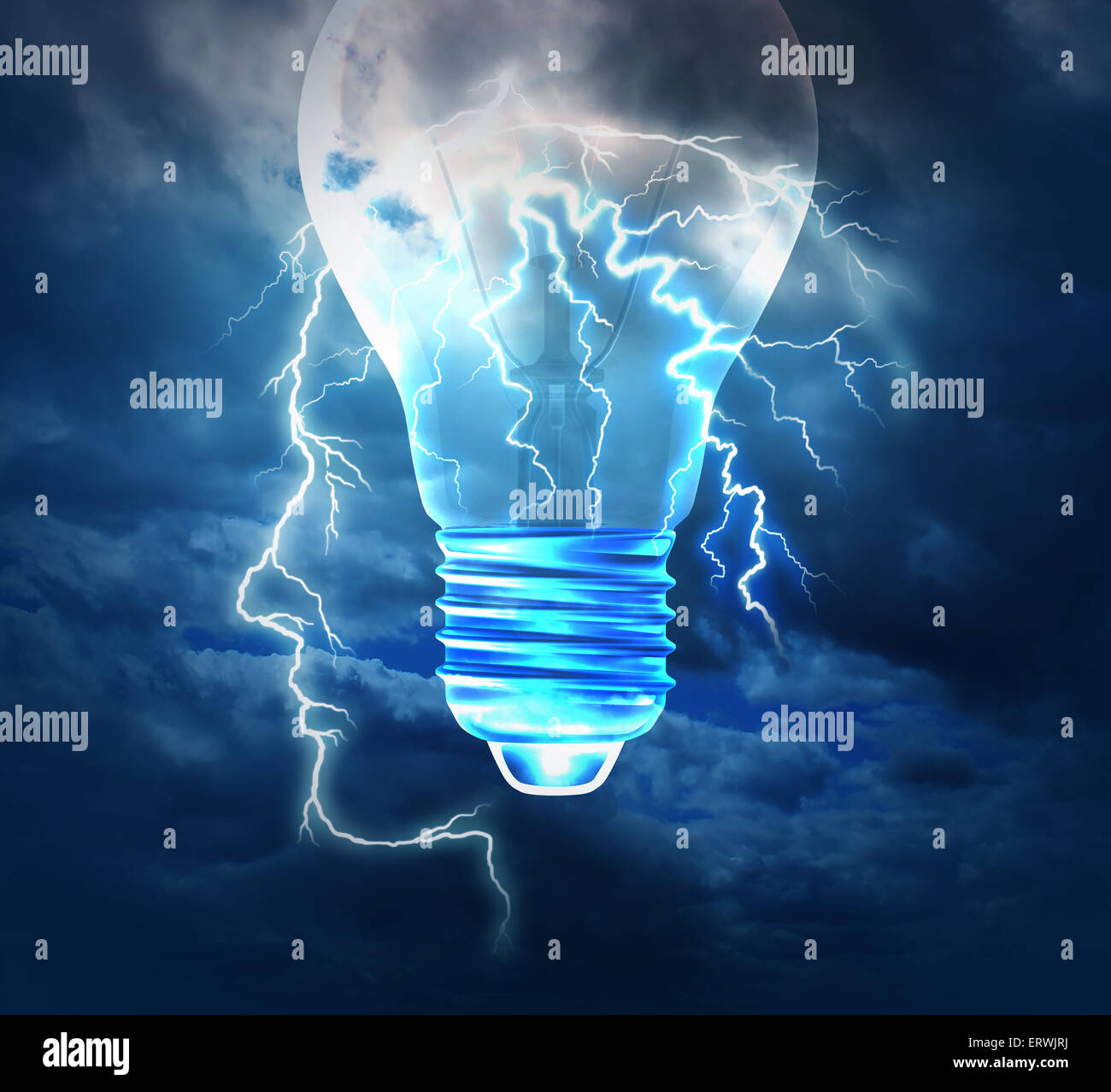 Kreative Idee Konzept oder Brainstorming-Symbol als ein Blitz vom Himmel, die Form eines menschlichen Kopfes mit einer Glühbirne-Bild als Metapher zu konzipieren und konzipieren Lösungen mit neuen hellen Innovationsdenken Brainstorming. Stockfoto