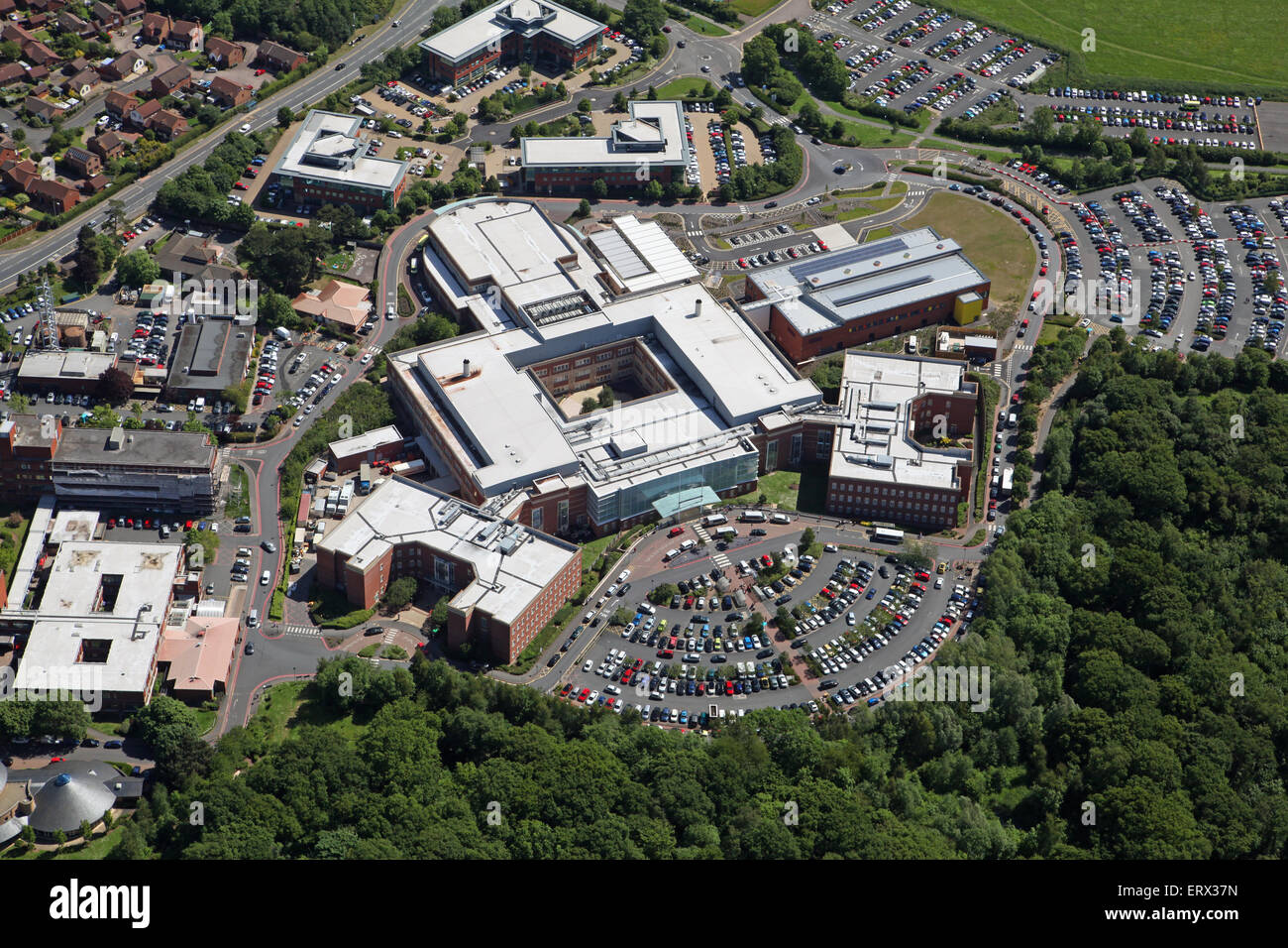 Luftaufnahme von Worcestershire Royal Hospital in Worcester, Großbritannien Stockfoto