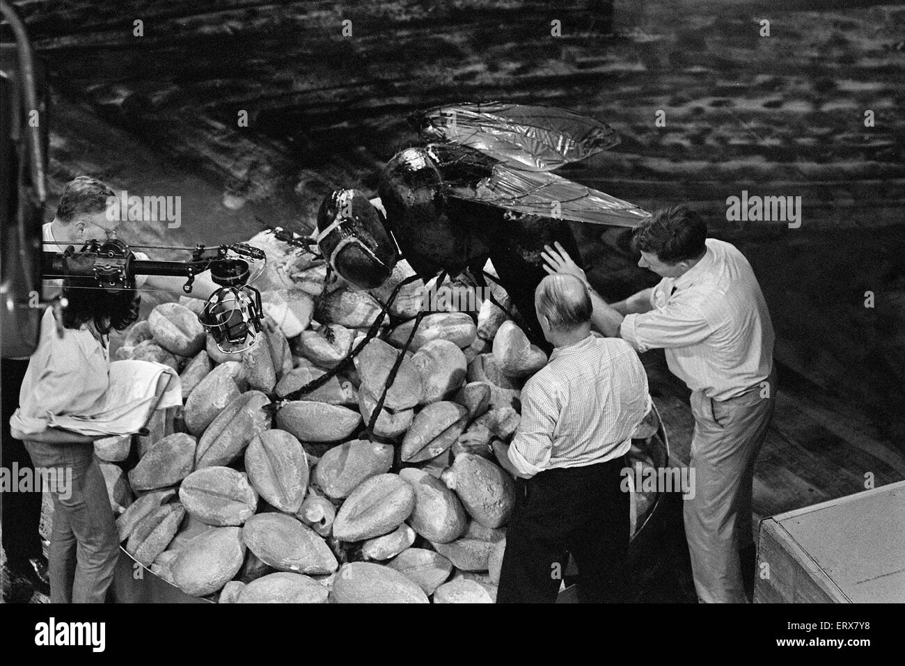 Planet der Giganten ist die erste Serie der zweiten Saison in der britischen Science-Fiction-Fernsehserie Doctor Who, die zunächst in drei wöchentlichen Teile vom 31. Oktober bis 14. November 1964 ausgestrahlt wurde. Die Geschichte war der erste seit Unearthly Kind, ein Stockfoto