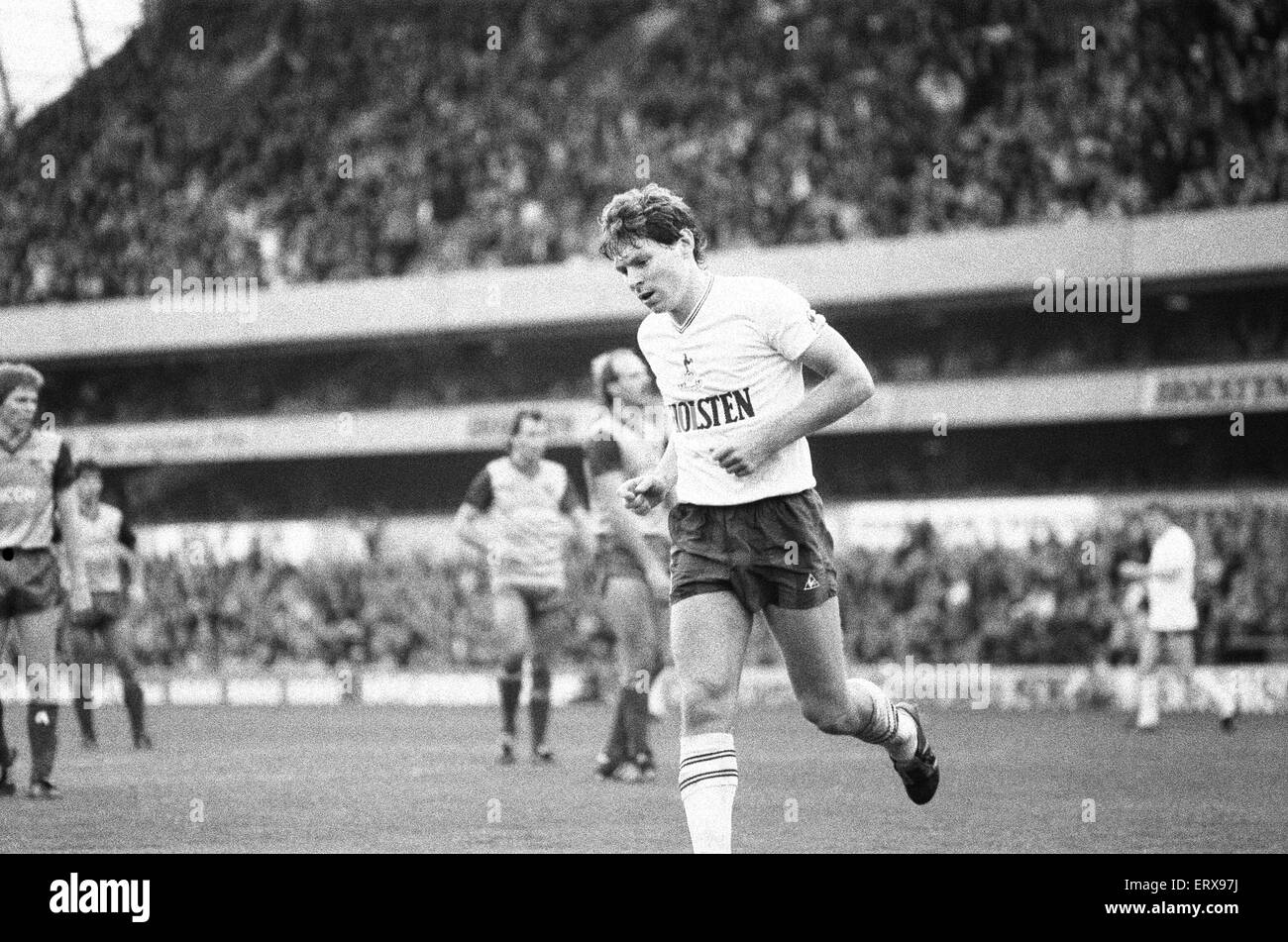 Tottenham Hotspur 4-0 Stoke City, Ligaspiel an der White Hart Lane, Samstag, 27. Oktober 1984. Clive Allen Stockfoto