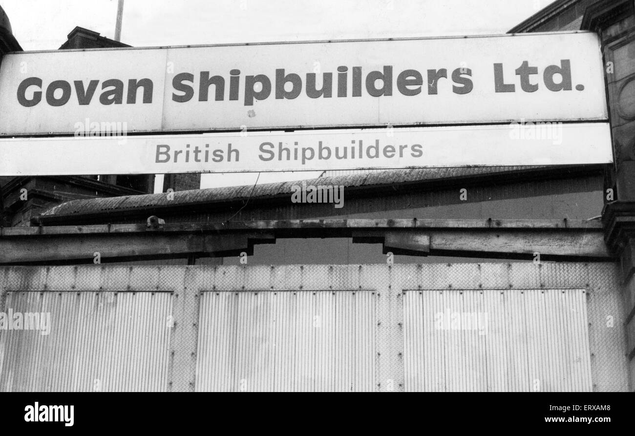 Govan Shipbuilders Ltd war ein britischer Schiffbau mit Sitz auf dem Fluss Clyde in Glasgow in Schottland. Es bedient die ehemalige Werft Fairfield und hat seinen Namen von der Govan Bereich, in dem es sich befand. Abgebildet ist das neue Schild über dem Tor von Govan Shipbuilders, 2. Juli 1977. Stockfoto