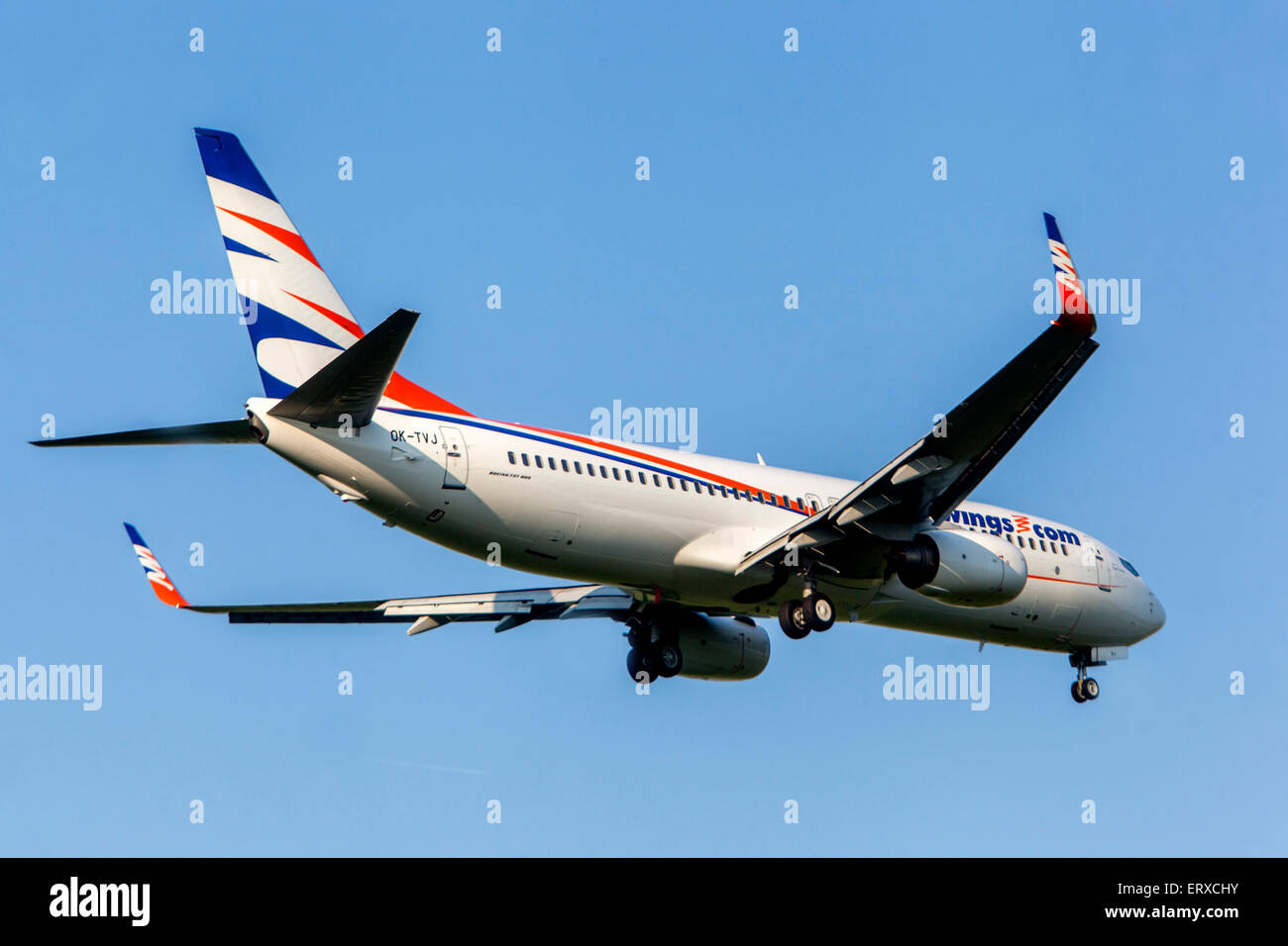 Boeing 737 Smartwings Flugzeug Landeanflug Prag, Tschechische Republik Stockfoto