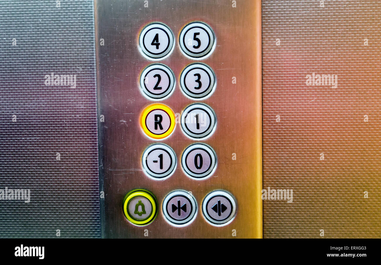 Knopfe Im Aufzug In Welchem Stockwerk Sind Sie Stockfotografie Alamy