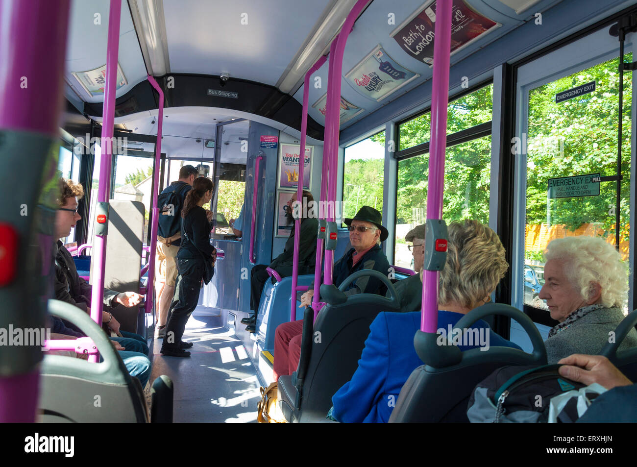 Passagiere an Bord ein Firstgroup Bus in Bath Somerset UK Stockfoto