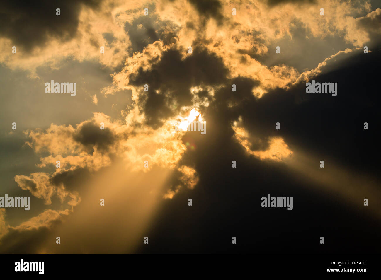Sonnenaufgang und Sonnenuntergang Stockfoto