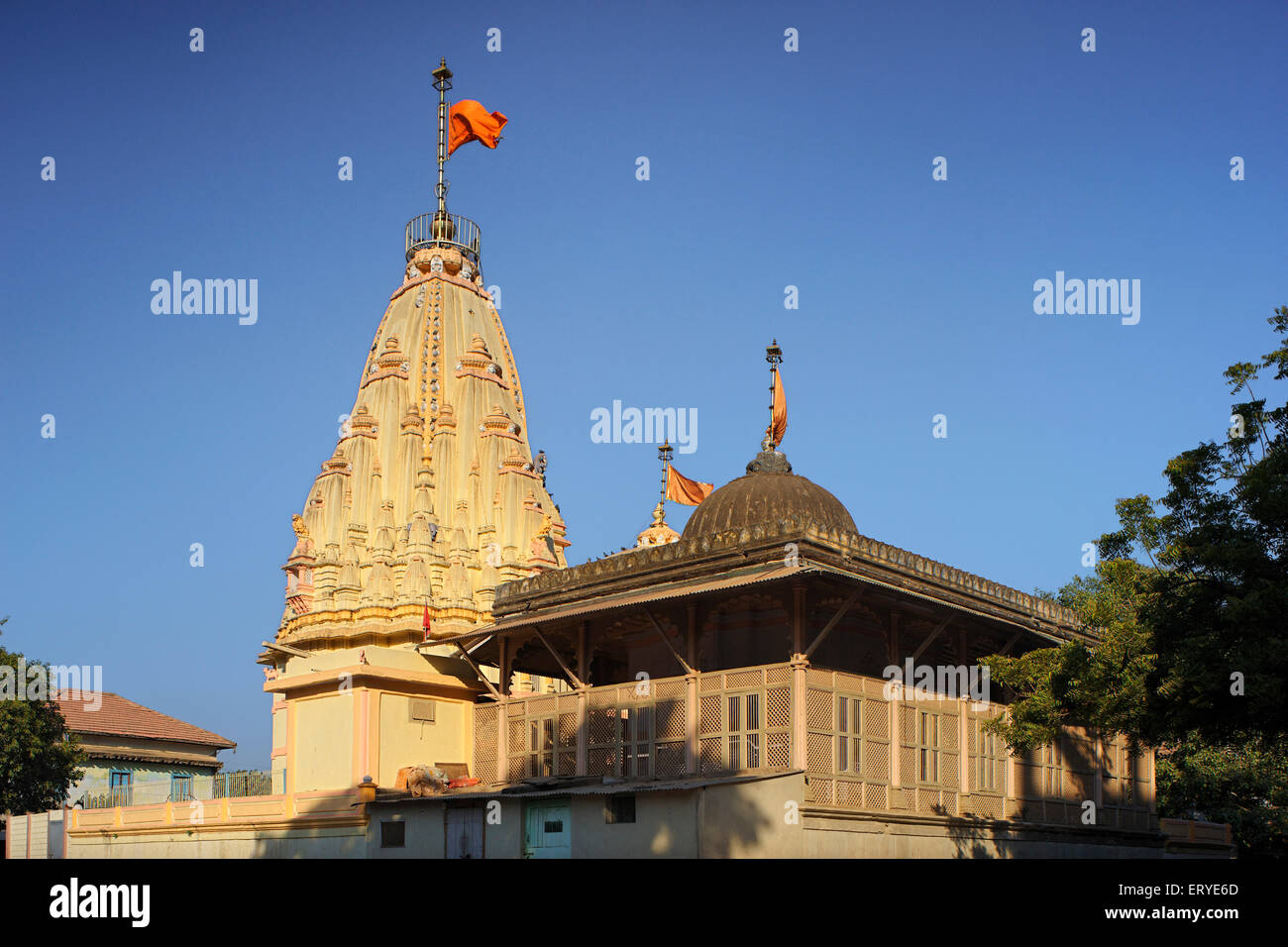 Shree Jasunath Shiva-Tempel von Sir Jasvant Sihji Bhavsihji im Jahre 1921 gebaut; Distrikt Bhavnagar; Gujarat; Indien Stockfoto