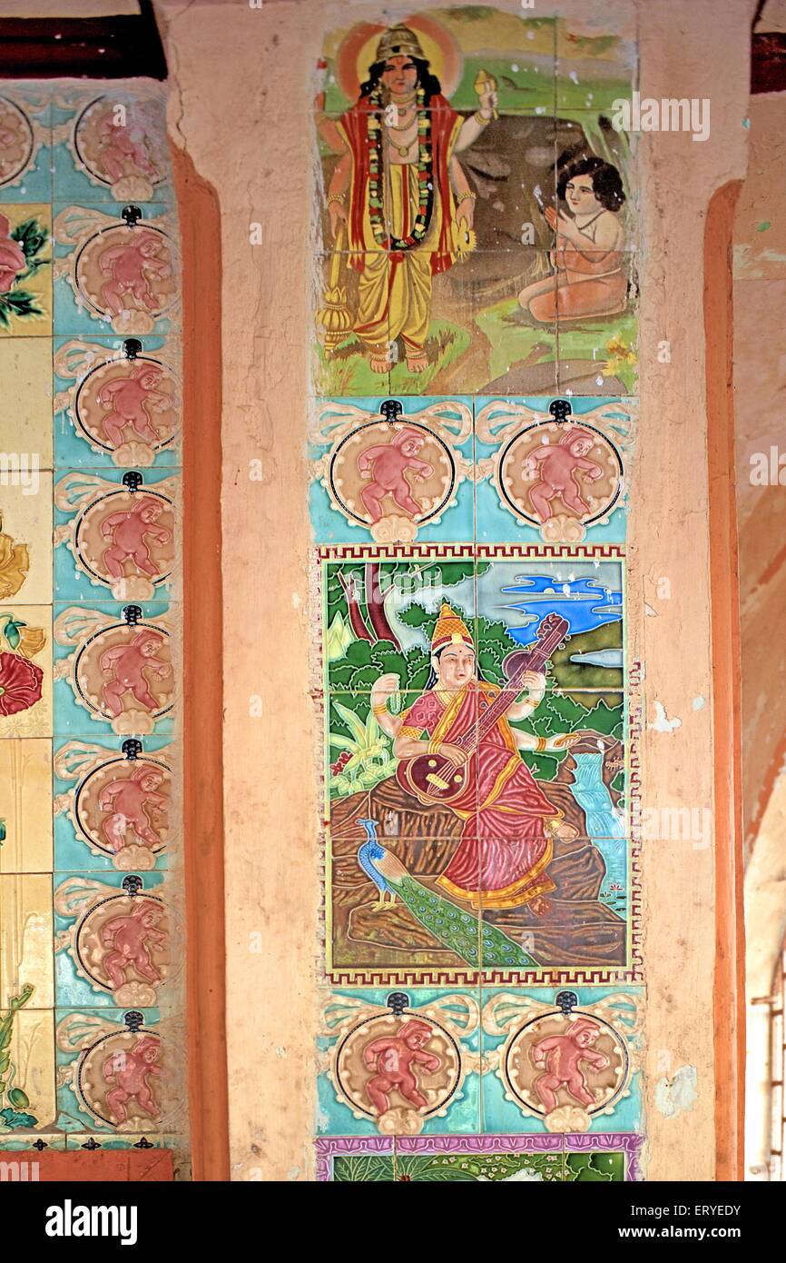 Malerei auf Fliesen; Gott-Göttin; Shiv Mandir, erbaut im Jahr 1950; Taluka Bhiwandi; Bezirk Thana; Maharashtra; Indien Stockfoto